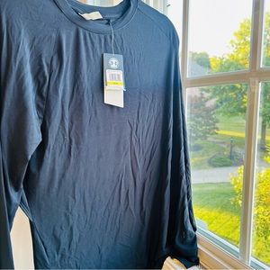 NWT Under Armour Black Long Sleeve - M